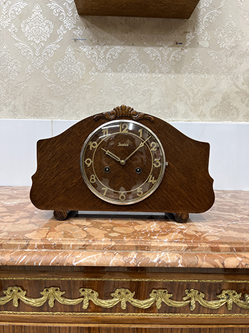 Vai bò Junghans 3 gong bính bong VB057